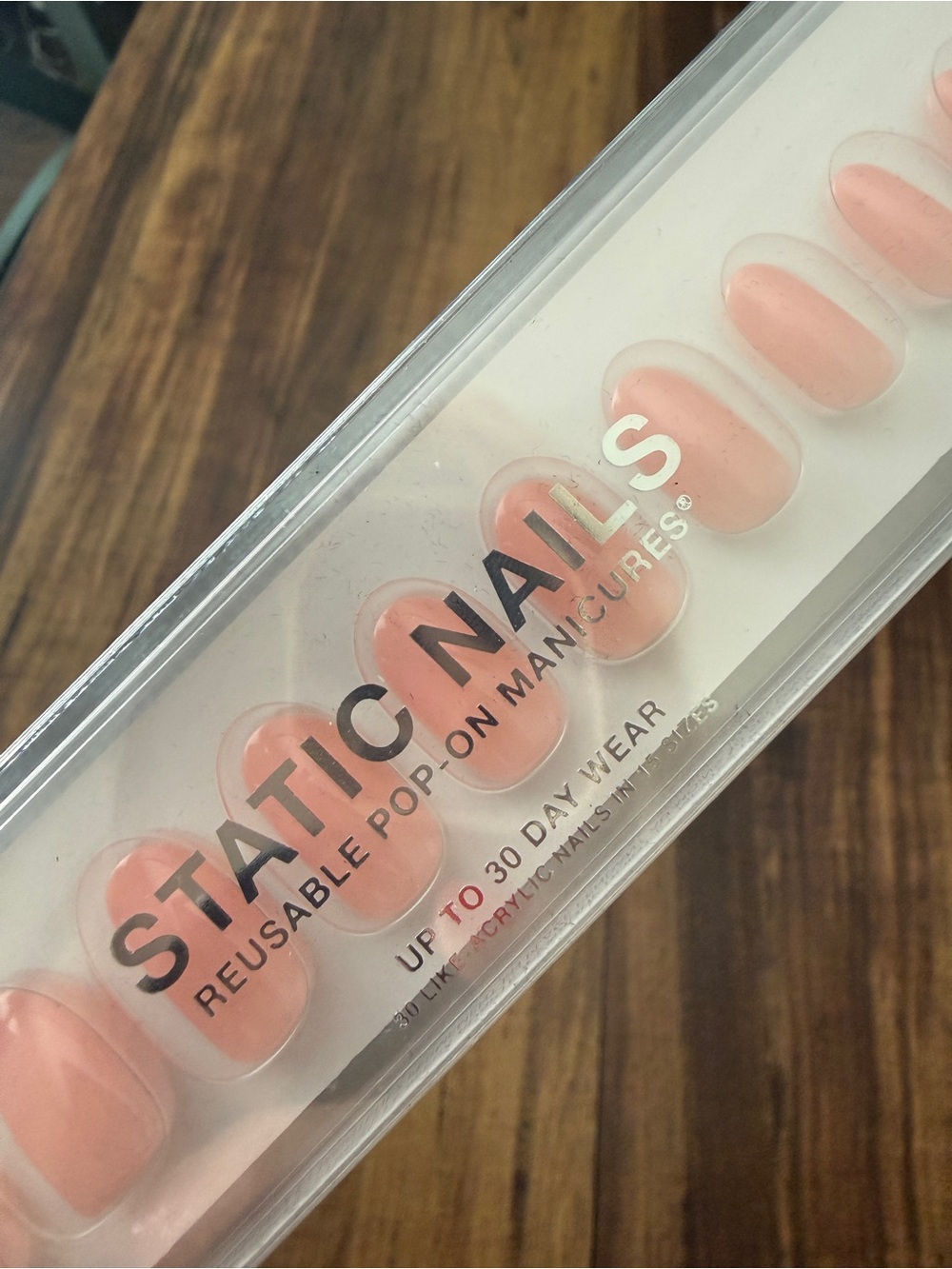 STATIC NAILS Reusable Press-On Nails — Soft Peach Pink Set